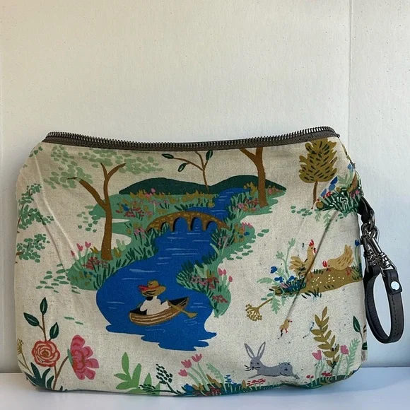 Rough & Tumble Traveler Crossbody - Picture 10 of 16
